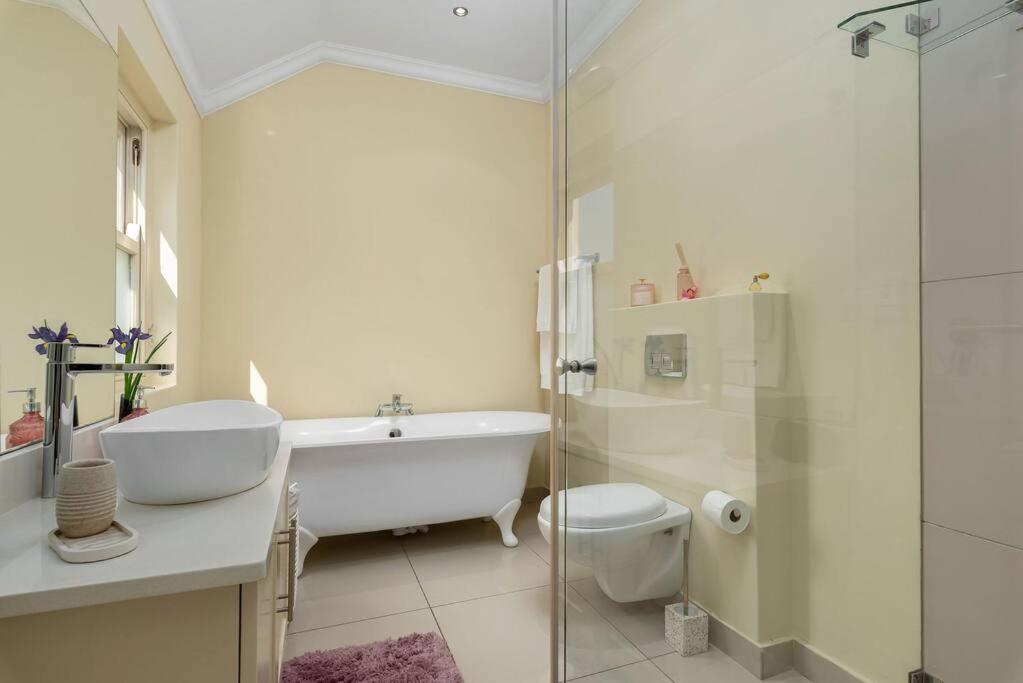 The Tram Home Stay Franschhoek Eksteriør bilde