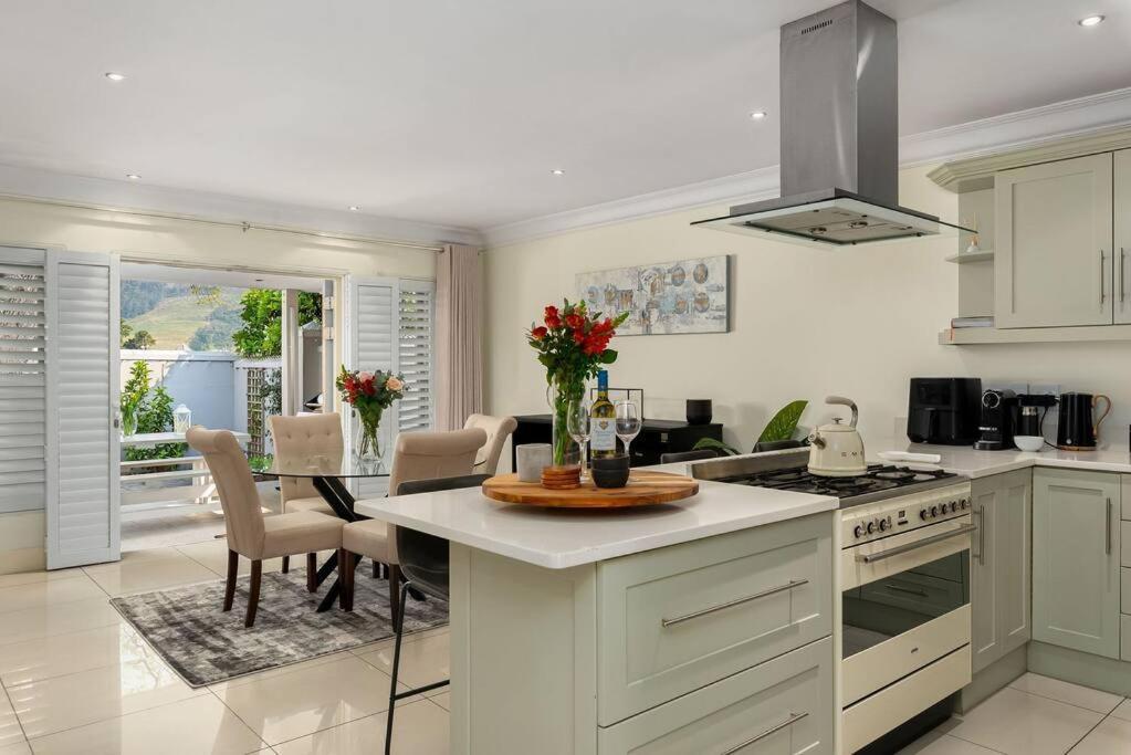 The Tram Home Stay Franschhoek Eksteriør bilde