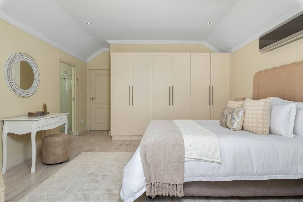 The Tram Home Stay Franschhoek Eksteriør bilde